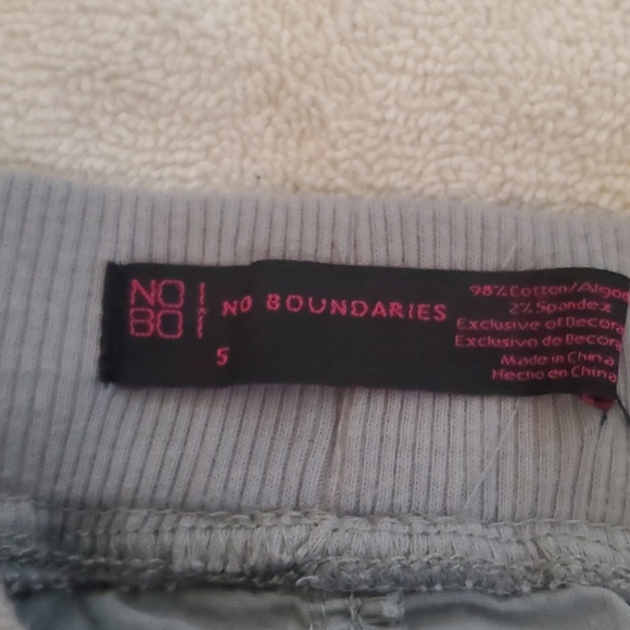 Shorts - Picture 2 of 2